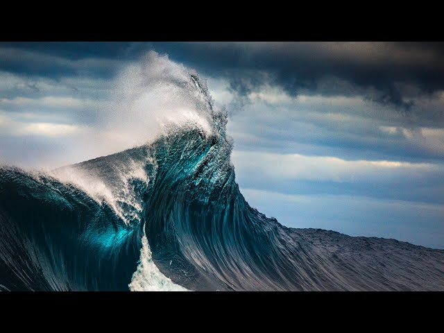 ⁣Hazardous surf warning for NSW coast