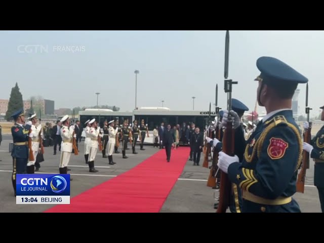 ⁣Le président du Suriname arrive à Beijing pour une visite d'État