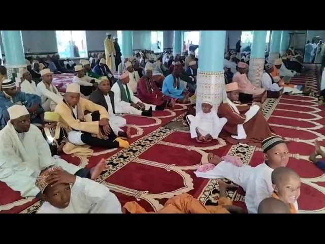 ⁣La prière de l'Eid El fitre à la grande mosquée de vendredi SIMA le 11/04/24