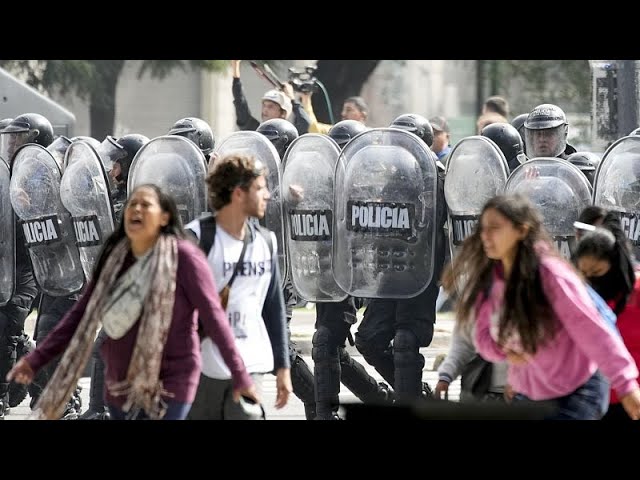 Argentinien: Polizei geht hart gegen Demonstranten vor