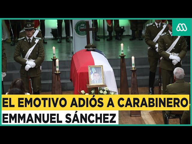 Así fue el emotivo adiós al mayor Emmanuel Sánchez