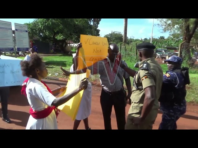 Police disperse health workers protesting land giveaway