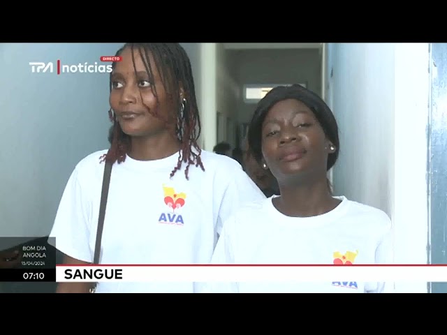 ⁣Sangue: Jovens de Cambambe reforçam centro de saúde do Dondo, Cuanza-Norte
