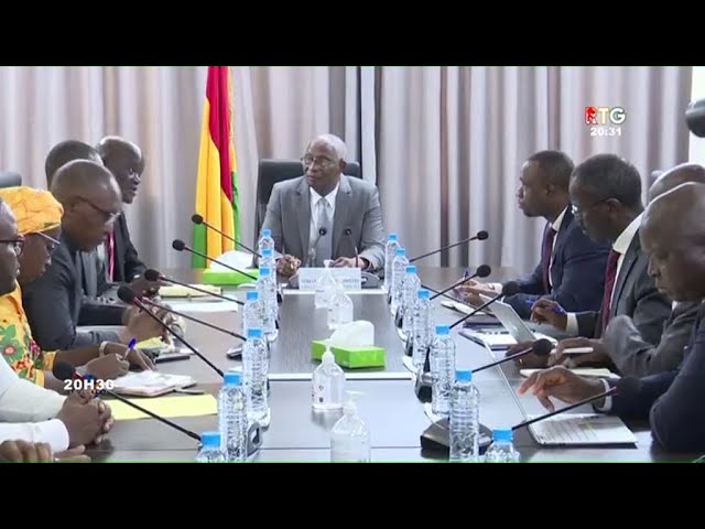 www.guineesud.com : L’Association Professionnelle des Courtiers de Guinée chez le PM Amadou Oury Bah