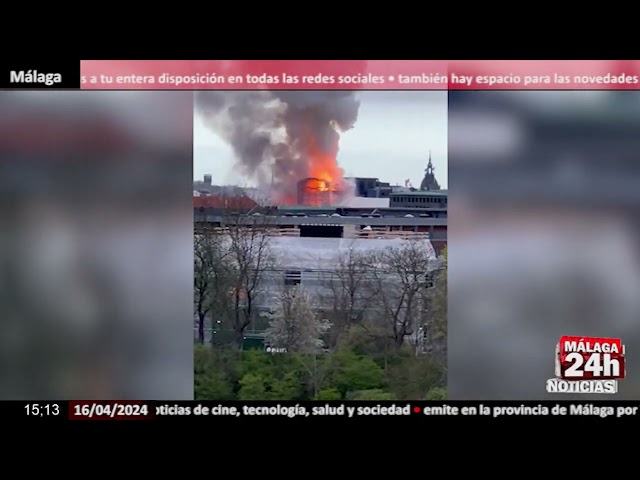 Noticia - Las llamas devoran la antigua Bolsa de Copenhague