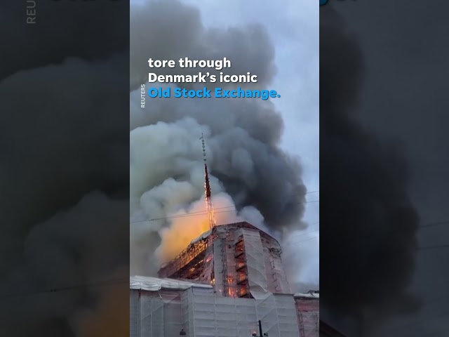 ⁣Videos show historic Copenhagen spire engulfed in flames, collapse #Shorts