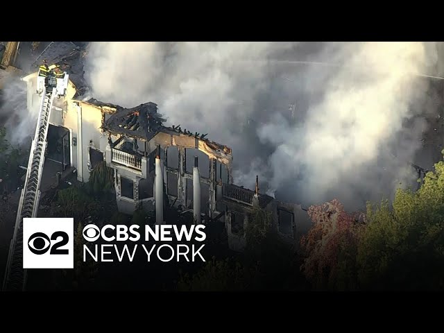 Fire rips through large home in Rockland County, New York