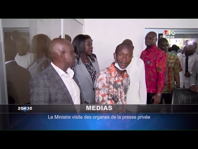 ⁣www.guineesud.com: le ministre de l’Information Fana Soumah poursuit ses rencontres avec les médias
