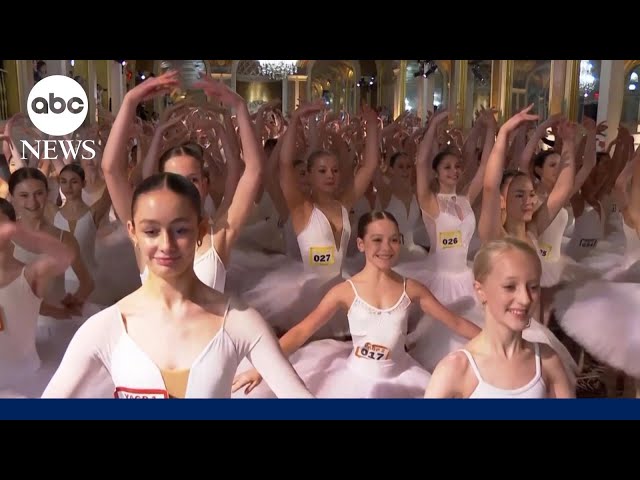 ⁣353 ballerinas broke the world record for dancing on pointe in one place