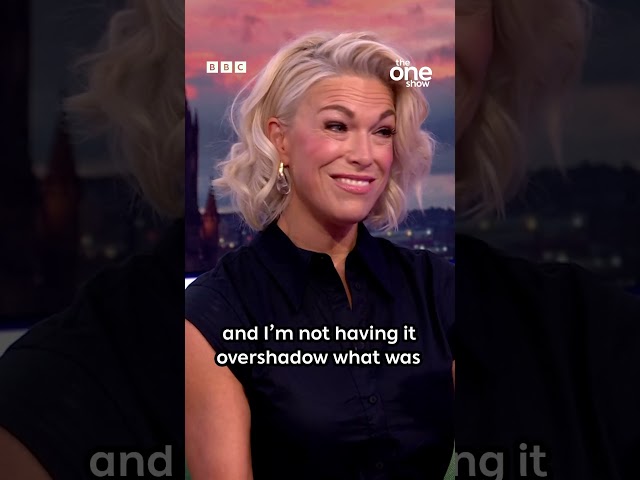 ⁣Hannah Waddingham talks about her comment to the paparazzi at the Olivier Awards  - BBC