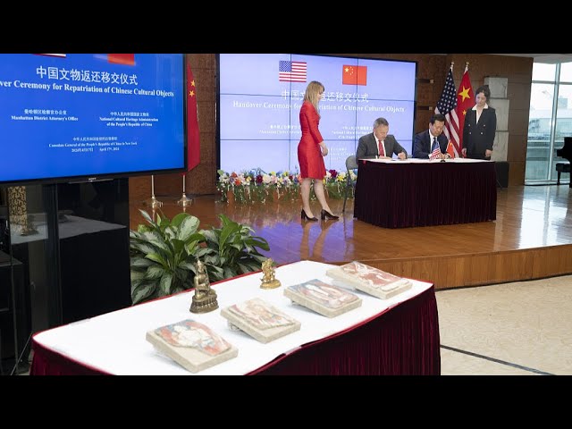 ⁣الولايات المتحدة تعيد 38 قطعة أثرية ثقافية صينية إلى الصين