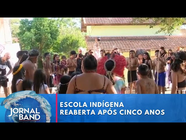 ⁣Crianças indígenas retornam à escola fechada há 5 anos no RS | Jornal da Band