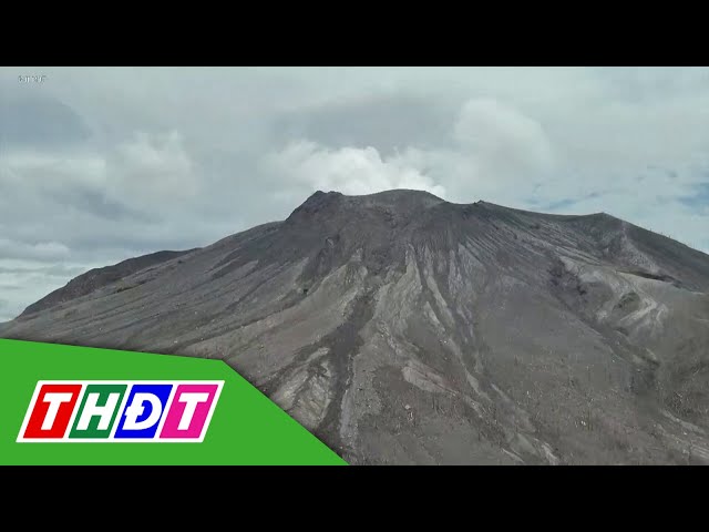 ⁣Indonesia: Gần 50 chuyến bay bị hoãn, hủy do núi lửa phun trào | THDT