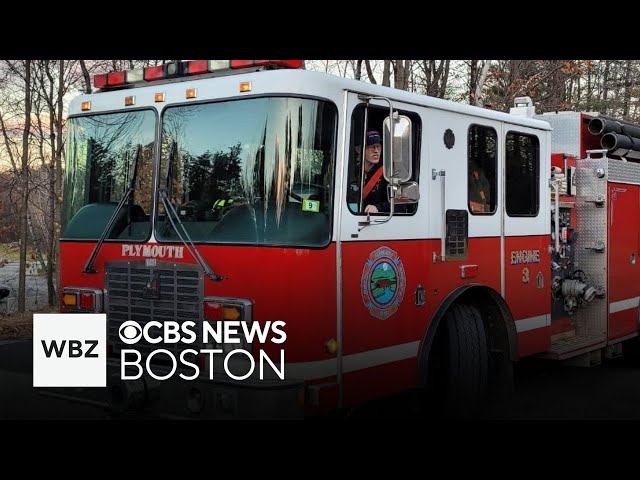 ⁣Patrons rush to escape fire at packed New Hampshire concert hall