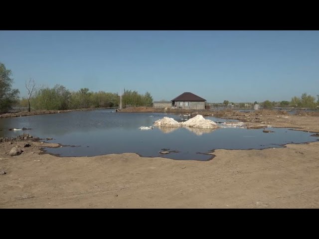 ⁣Уровень воды в реке Урал превысил опасную отметку