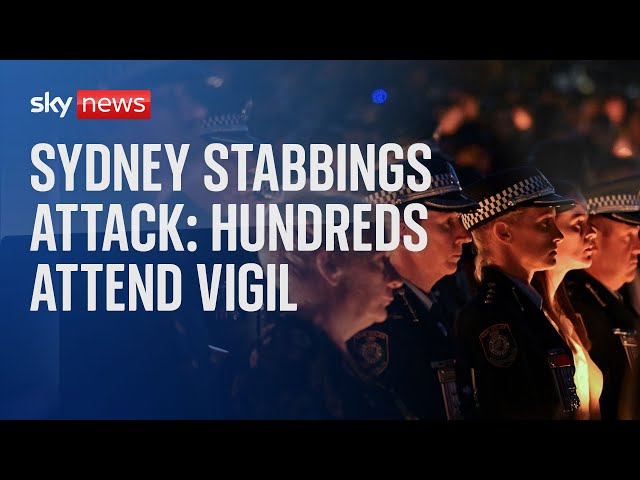 ⁣Sydney stabbings attack: Hundreds of mourners attend candlelight vigil
