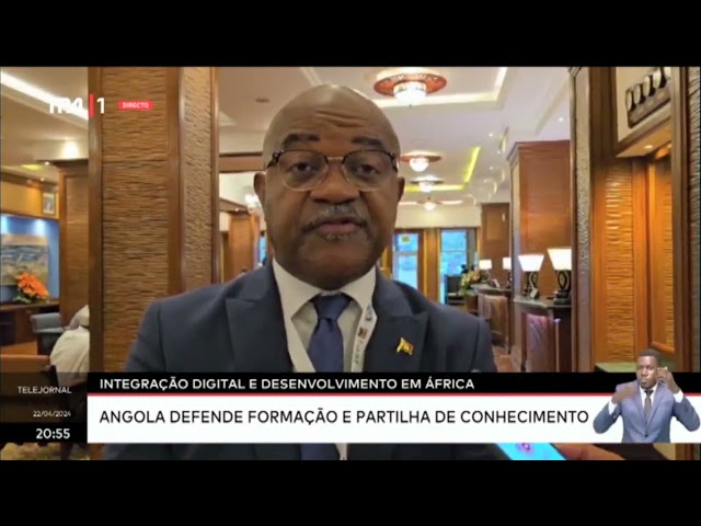 ⁣Integração Digital e Desenvolvimento em África   Angola defende formação e partilha de conhecim