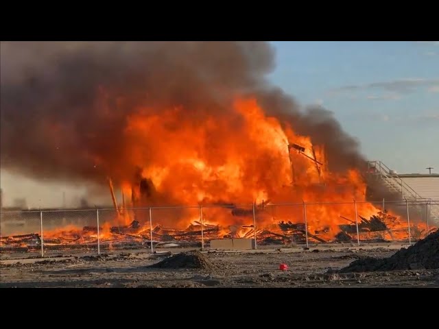 Fire destroys Second World War hangar at former Edmonton airport