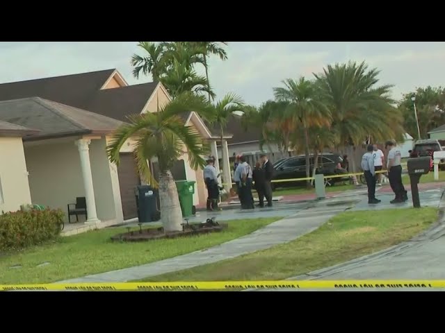 Deadly house fire in SW Miami-Dade