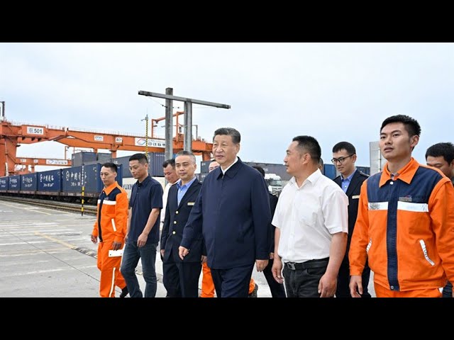 ⁣Xi Jinping inspecte la municipalité de Chongqing dans le Sud-Ouest de la Chine