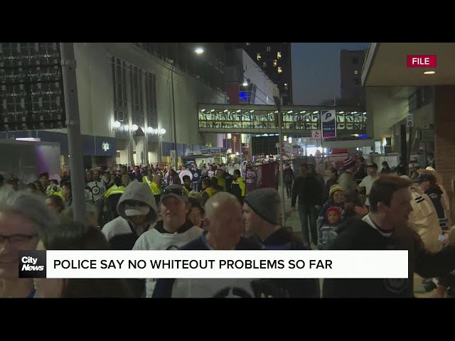 ⁣Jets fans keeping it civil as club makes playoff run: Winnipeg police