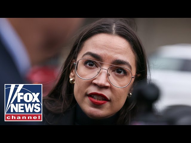 ⁣'AGENT OF CHAOS': AOC torched by professor barred from Columbia