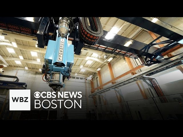 ⁣Massive 3D printer unveiled in Maine