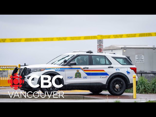 ⁣Police investigate fatal stabbing on White Rock, B.C., waterfront