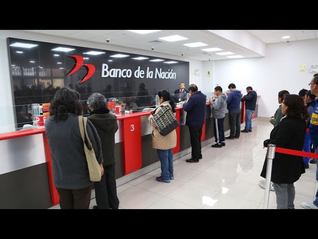 ⁣Fonavistas llegan al Banco de la Nación para cobrar una nueva devolución: ¿Quiénes acceden al pago?