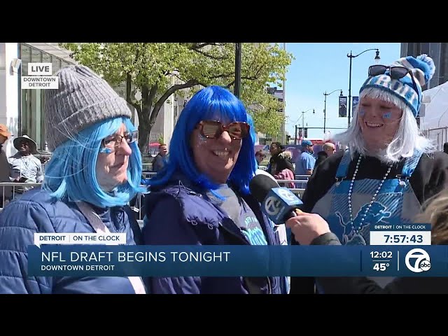 Fans begin to enter the NFL Draft as the doors open