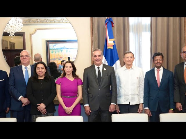 ⁣Abinader recibe embajadores acreditados ante ONU que visitan el país por tema de Haití