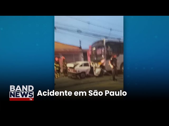 ⁣Batida entre carro e ônibus mata 3 pessoas | BandNews TV
