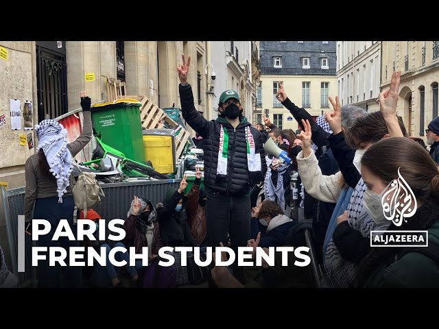 ⁣Student protest in Paris: Dozens are rallying in support for Palestine
