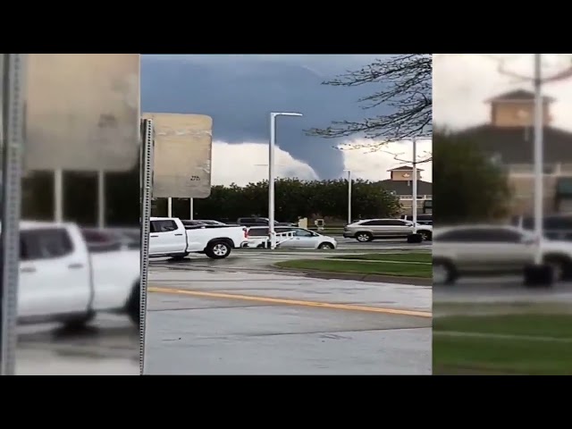 ⁣Tornado in Lincoln, Nebraska on Friday, April 26, 2024. (Megan Helberg)
