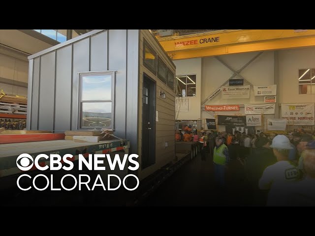 ⁣Students in Centennial build tiny homes to help the unhoused in Denver