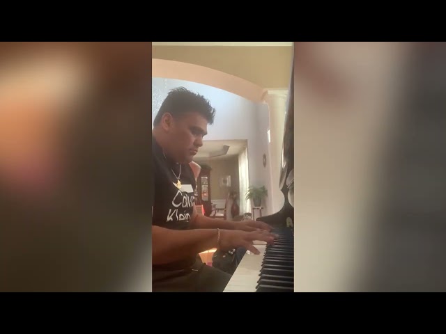 Feel Good Moment - Rishi Guyadeen On The Piano