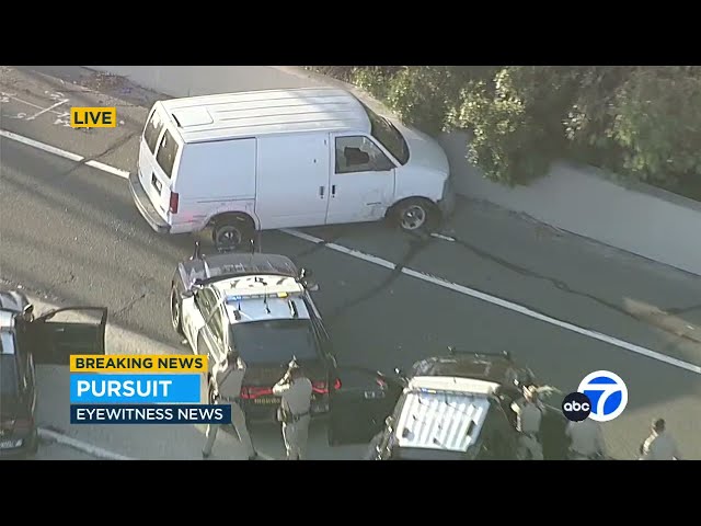 ⁣LIVE: Authorities in standoff with kidnapping suspect after PIT maneuvers end chase in Compton