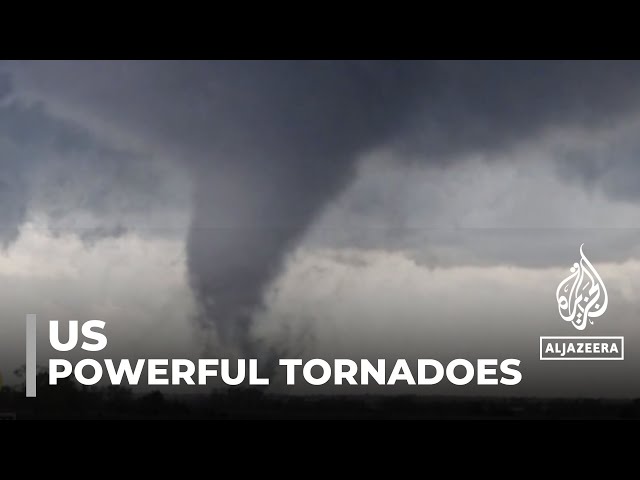 ⁣US tornadoes: Dozens of twisters hit Midwest states
