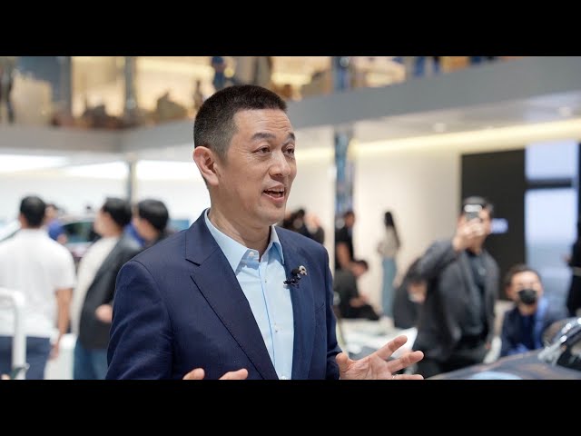⁣NIO CEO William Li: EV charging and battery swapping suit different needs