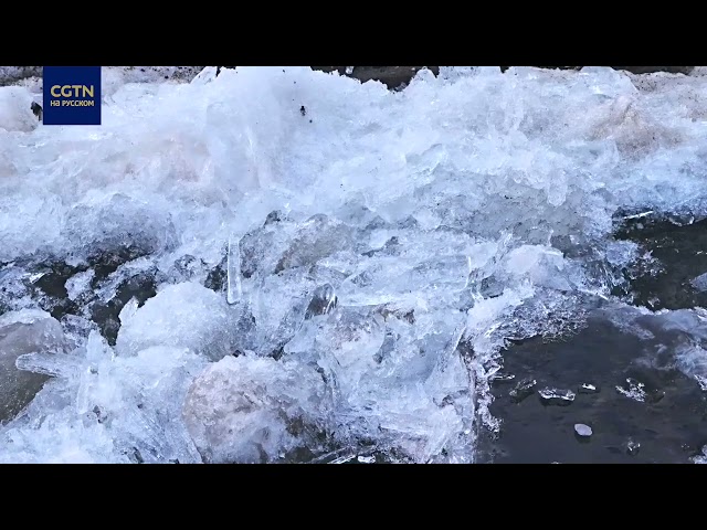 ⁣На реке Хэйхэ в провинции Хэйлунцзян начался ежегодный ледоход