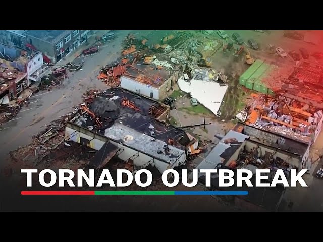 ⁣Dozens of tornadoes plow central US, at least 5 killed