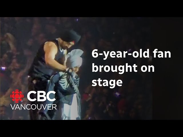 ⁣Diljit Dosanjh brings 6-year-old fan on stage during Vancouver show