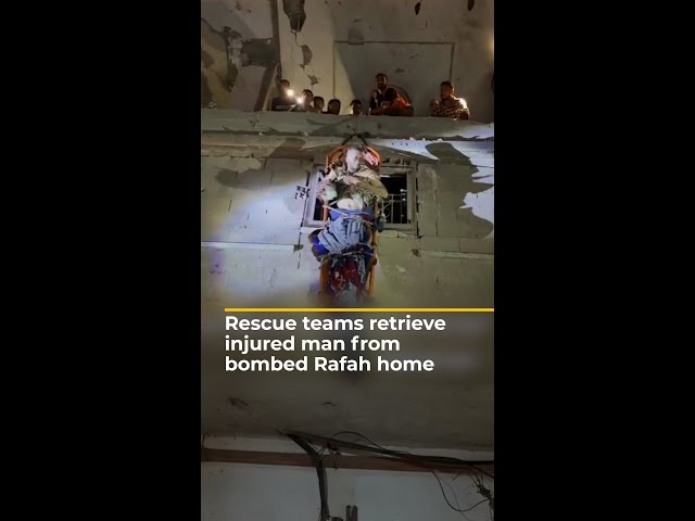 ⁣Rafah rescue team uses pulley to retrieve man injured by Israeli attack | #AJshorts
