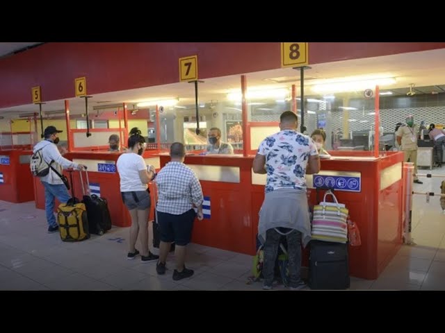 ⁣EEUU revoca 300 mil visados ESTA a personas que visitaron Cuba