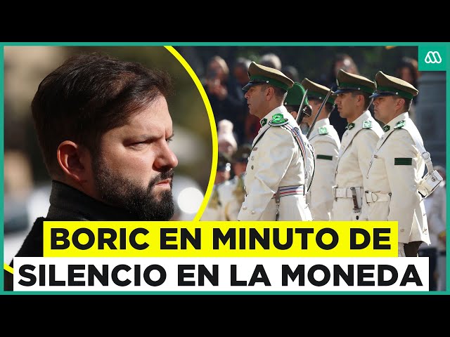⁣Con honores a mártires: Boric en minuto de silencio en La Moneda por crimen a tres funcionarios