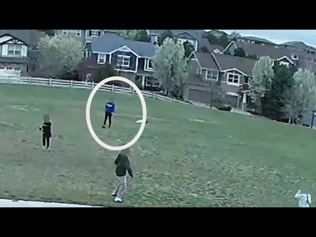 ⁣Video shows kidnapping attempt at Aurora elementary school