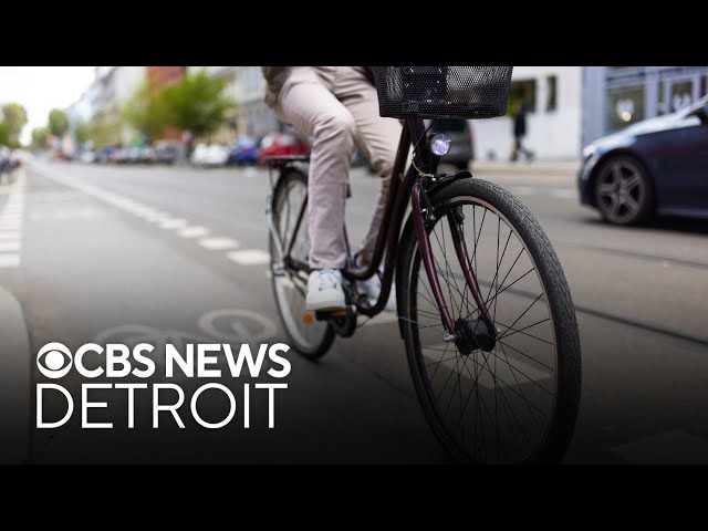 ⁣Ferndale man pushes for bike lane redesign