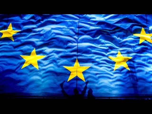 ⁣EU celebrates anniversary of 'Big Bang' enlargement with a splash of colour
