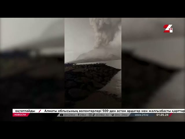 ⁣Эвакуация населения в Индонезии из-за извержения вулкана. No comment