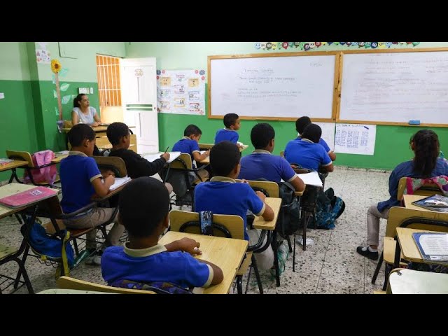 ⁣#SegundaEmisión| Algunas escuelas acatan llamado a paro de la ADP, otras priorizan la enseñanza